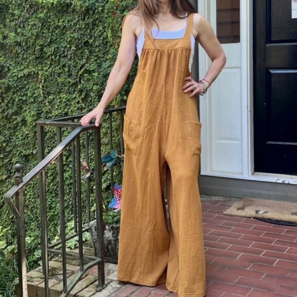 062 - NEW! SOLID FABULOUS WIDE LEG JUMPSUIT - Picture 11 of 13